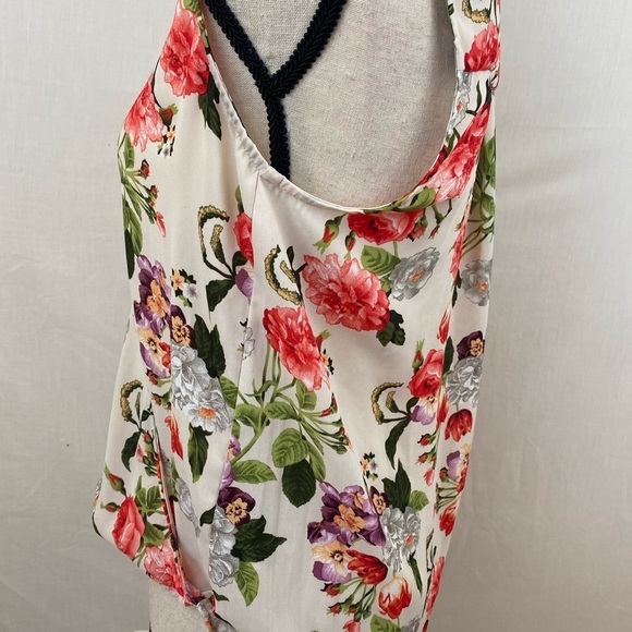 Forever 21 Floral Top/blouse. Multi colors. Sz M - Picture 6 of 8